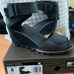 Wedge sandals